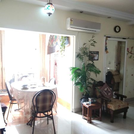 Bed and Breakfast Joy'S Nest Колката Екстер'єр фото
